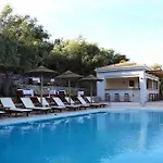 La Casa Di Nonna Anna Aparthotel 4*